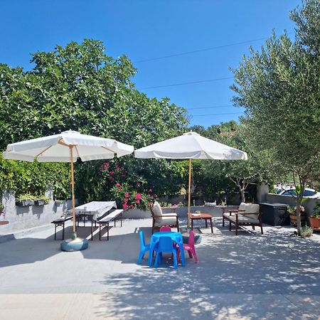 Apartmani Zekic Lopar Exterior photo