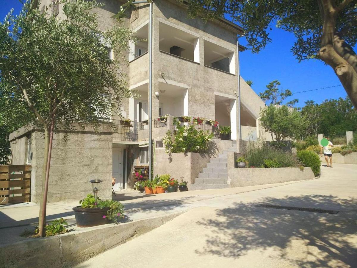 Apartmani Zekic Lopar Exterior photo