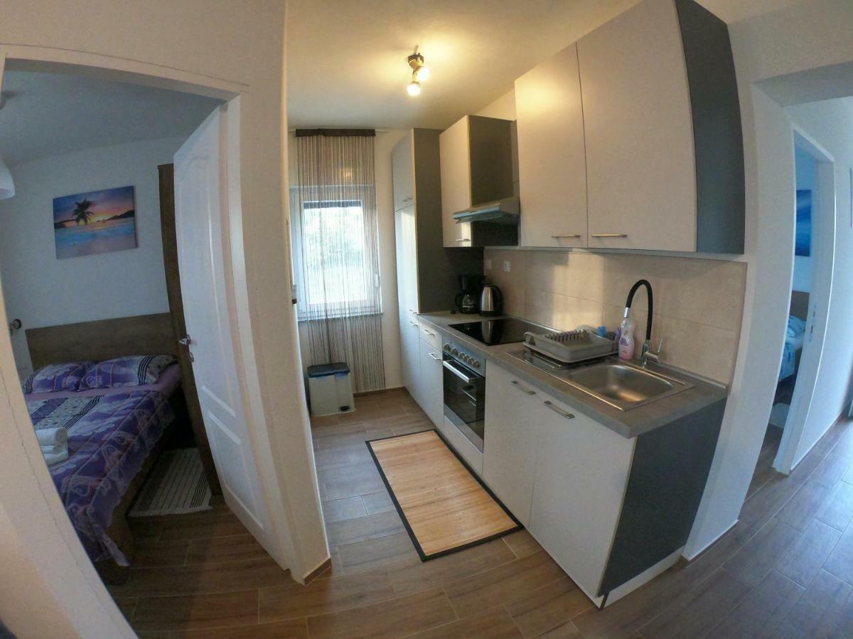Apartmani Zekic Lopar Exterior photo